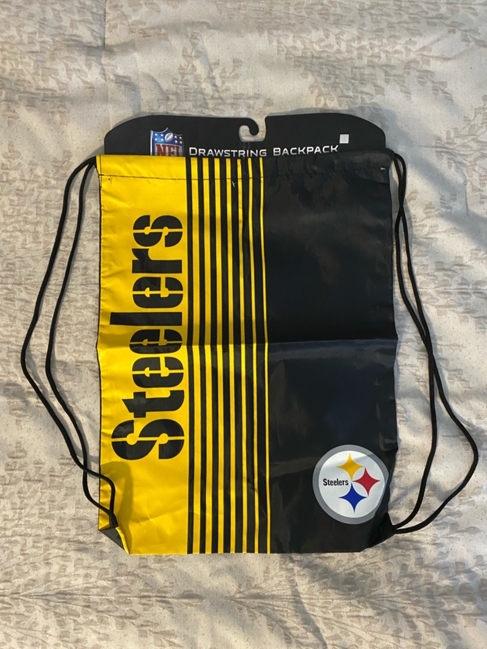 NWT! NFL Pittsburgh Steelers Drawstring Lightweight Backpack Black Yellow